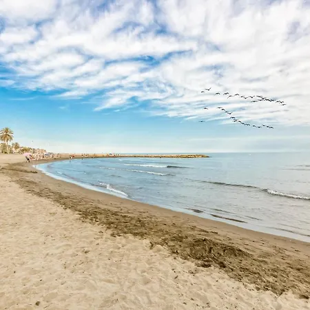 Lovely In With Wifi Holiday home *